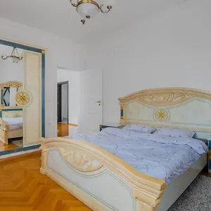 bright-2-bd-top-central-apartment.sofiahotelsbg.com/